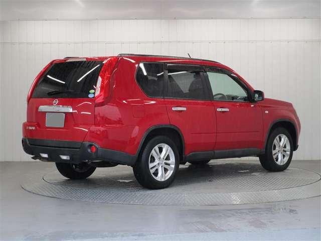 Used Nissan X-Trail 2011 Model Wine Red color photo:  Back view image
