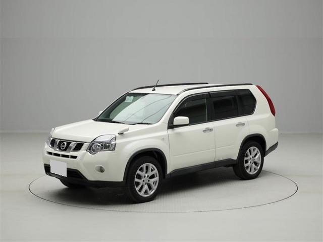 Used Nissan X-Trail 2013 Model White Pearl color photo:  Front view image