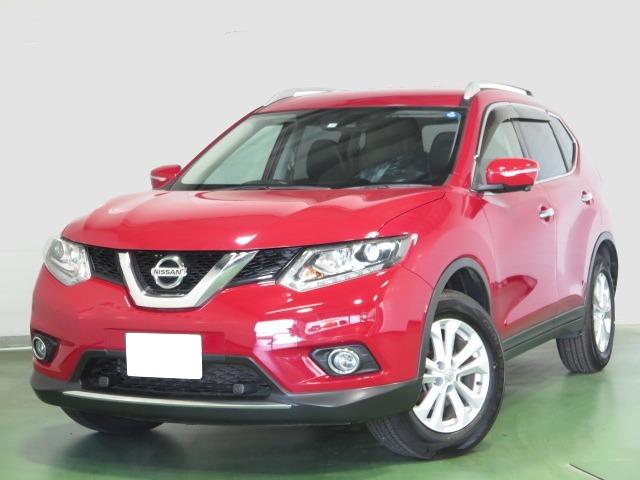 Used Nissan X-Trail 2013 Model Wine Red color photo:  Front view image