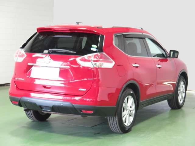 Used Nissan X-Trail 2013 Model Wine Red color photo:  Back view image