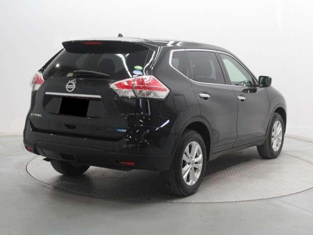 Used Nissan X-Trail 2014 Model Black color photo:  Back view image