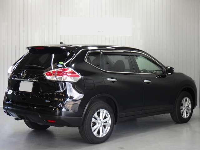 Used Nissan X-Trail 2015 Model Black color photo:  Back view image