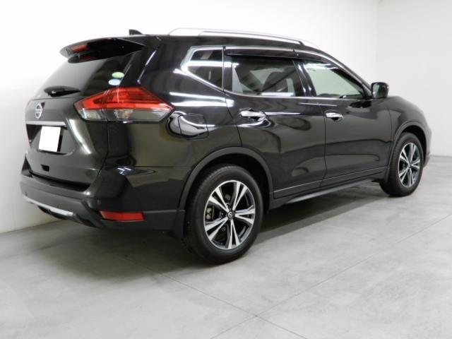 Used Nissan X-Trail 2017 Model Black color photo:  Back view image