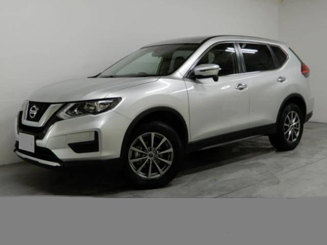 Used Nissan X-Trail 2018 Model Silver color photo:  Front view image