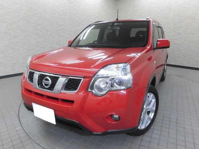 Used Nissan X-Trail 2012 Model Wine Red color photo:  Front view image
