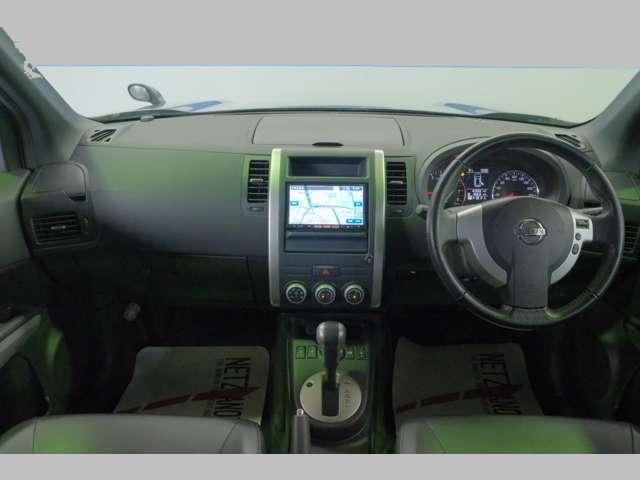 Used Nissan X-Trail 2012 Model Silver color photo:  Interior view image