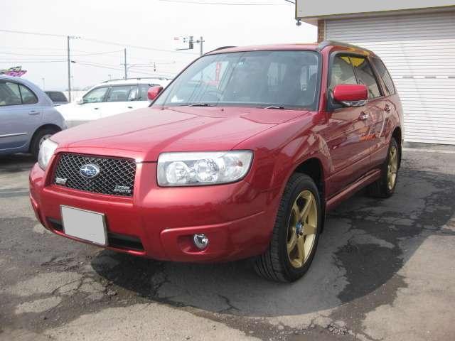 Used Subaru Forester 2005 Model Red body color photo: Front view