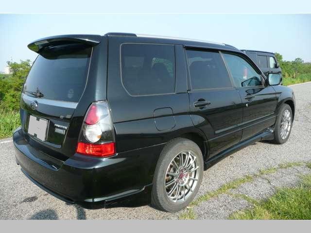 Used Subaru Forester 2007 Model Black body color photo: Back view