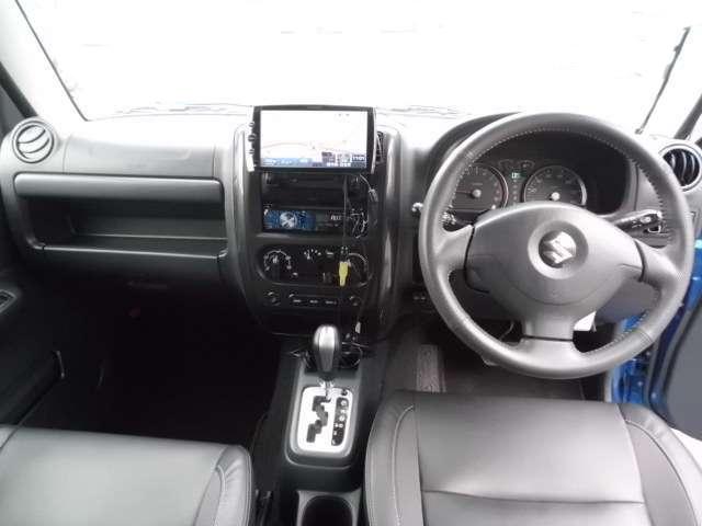 Used Suzuki Jimny, Cross Adventure, Automatic Transmission, 2011 Model, Blue color photo: interior view