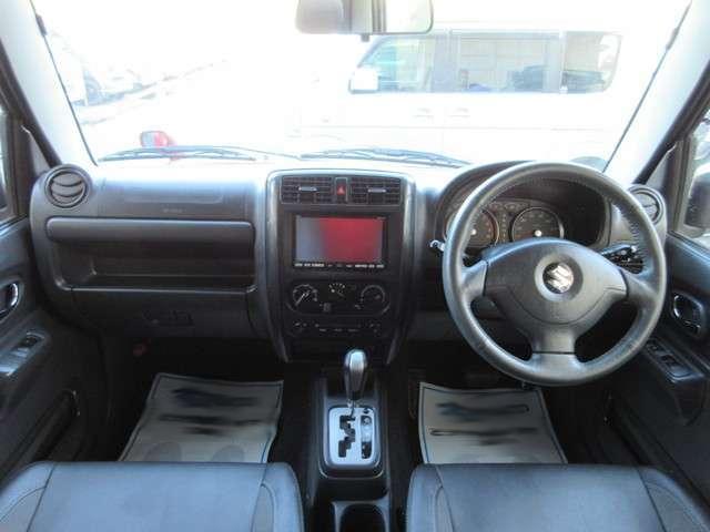 Used Suzuki Jimny, Cross Adventure, Automatic Transmission, 2011 Model, Red color photo: interior view