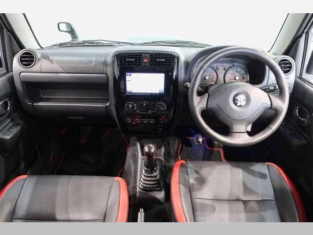 Used Suzuki Jimny, Cross Venture, Manual Transmission, 2014 Model, Black color photo: interior view