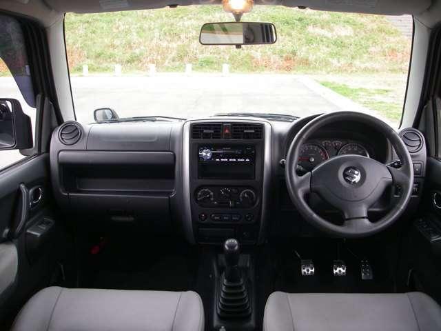 Used Suzuki Jimny, Land Venture, Manual Transmission, 2010 Model, Black color photo: interior view