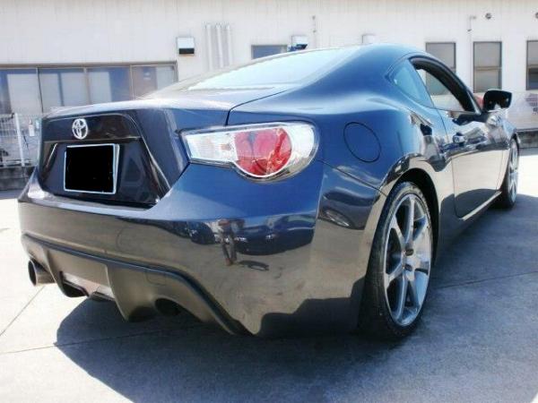 Used Toyota 86 Ash gray body color 2012 model photo: Back view