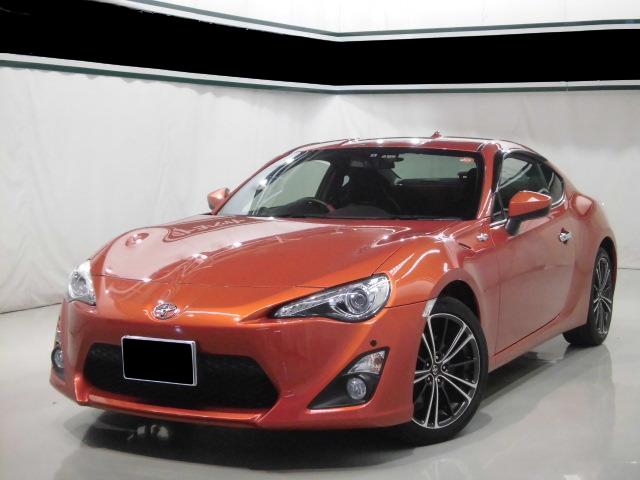 Used Toyota 86 Orange body color 2013 model photo: Front view