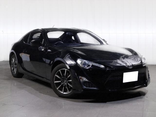 Used Toyota 86 Black body color 2014 model photo: Front view