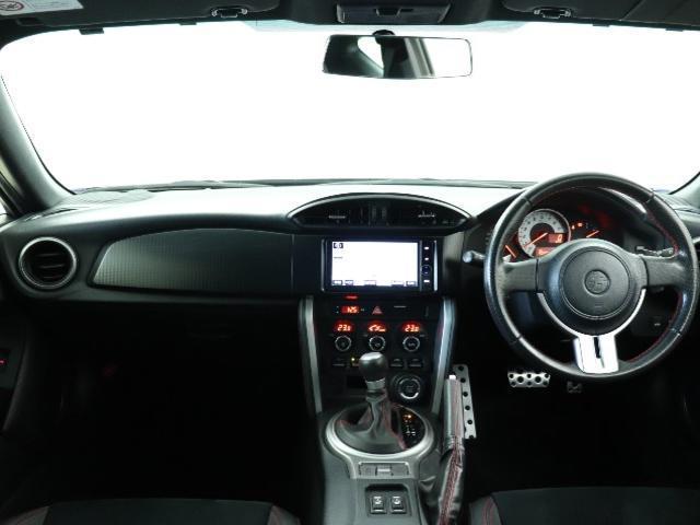 Used Toyota 86 Blue body color 2014 model photo: Interior view
