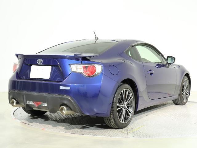Used Toyota 86 Blue body color 2014 model photo: Back view