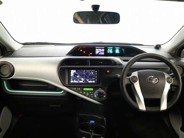 Toyota Aqua used car 2012 model Pearl White color photo: Cockpit view (Driver view)