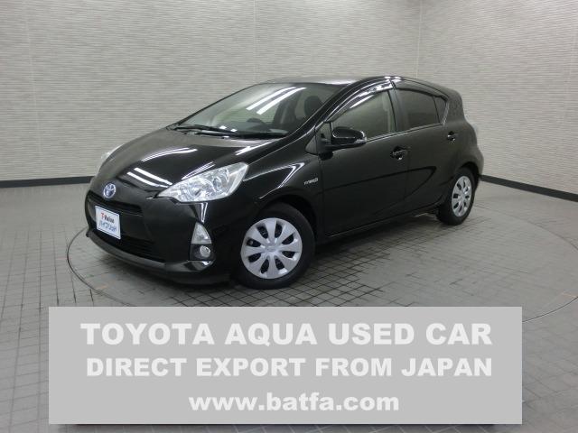 Toyota Aqua used car 2013 model Black color photo: Front view