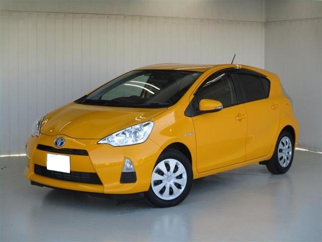 Toyota Aqua used car 2014 model Yellow color photo: Front view