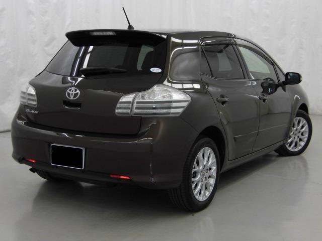 Used Toyota Blade Black body color 2009 model photo: Back view