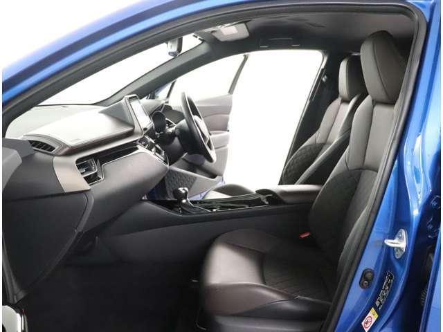 Used Toyota CHR Hybrid 2016 Model Blue color photo: Interior view
