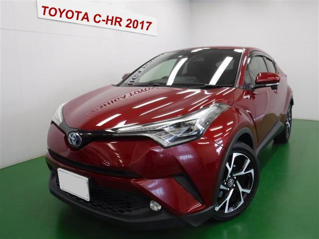 Used Toyota CHR Hybrid 2017 Model Wine Red color photo: Front view