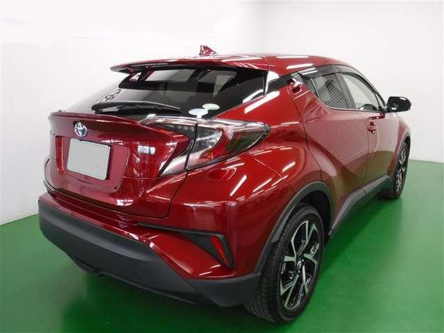 Used Toyota CHR Hybrid 2017 Model Wine Red color photo: Back view