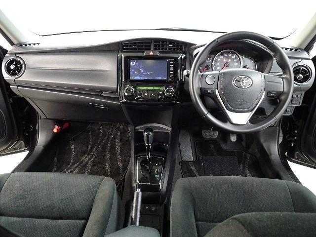 Used Toyota Corolla Axio 2017 model, Black color photo: Interior view