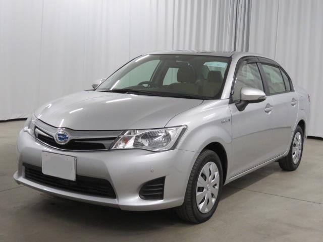 Toyota Corolla Axio Hybrid used car 2013 model Silver color photo: Front view