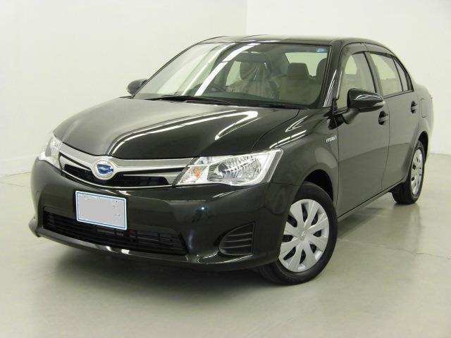Toyota Corolla Axio Hybrid used car 2014 model Black color photo: Front view