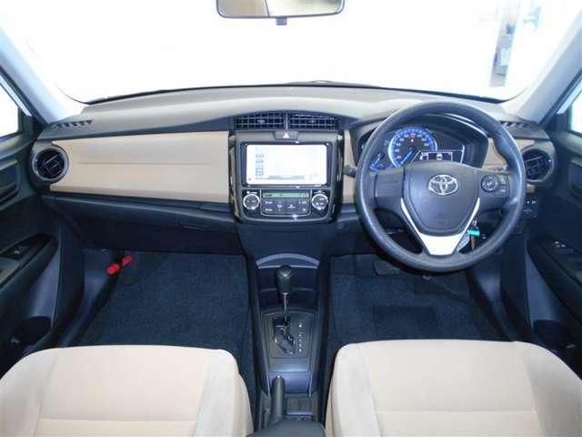 Toyota Corolla Axio Hybrid used car 2014 model White Pearl color photo: Interior view