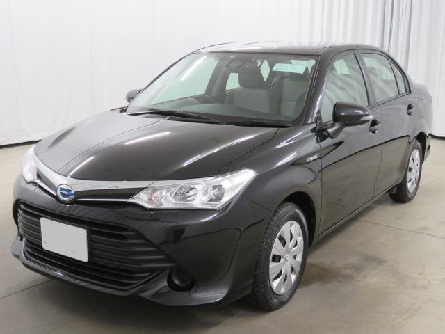 Toyota Corolla Axio Hybrid used car 2015 model Black color photo: Front view