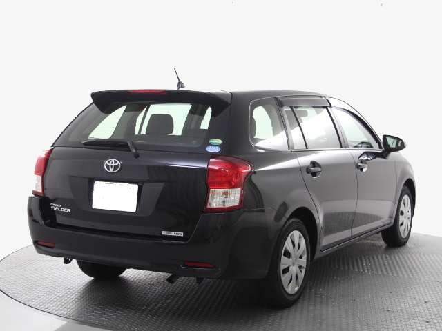 Used Toyota Corolla Fielder 2013 model Black color photo: Back view (Rear)