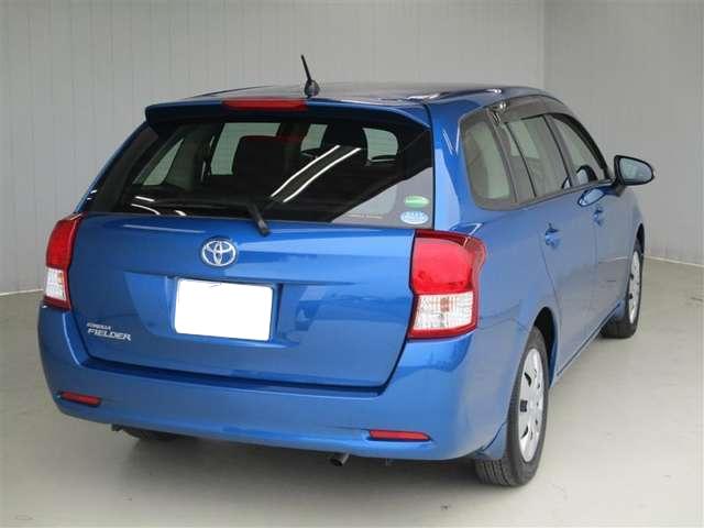 Used Toyota Corolla Fielder 2013 model Blue color photo: Back view (Rear)