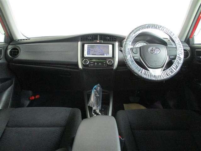 Used Toyota Corolla Fielder 2013 model Red color photo: Interior view (Wine) inside