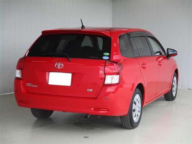 Used Toyota Corolla Fielder 2013 model Red color photo: Back view (Wine) Rear side