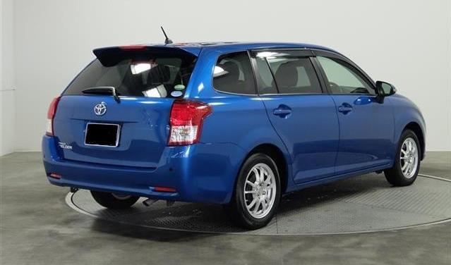 Used Toyota Corolla Fielder 2014 model Blue color photo: Back view (Rear)