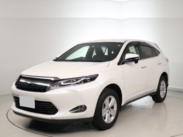Used Toyota Harrier 2017 Model White Pearl body color photo: Front view