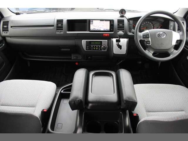 Used Toyota Hiace Commuter 2015 Model White color: Cockpit photo