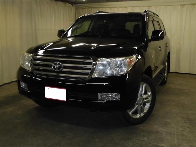 Used Toyota Land Cruiser photo: 2009 Model Front view (Black color)