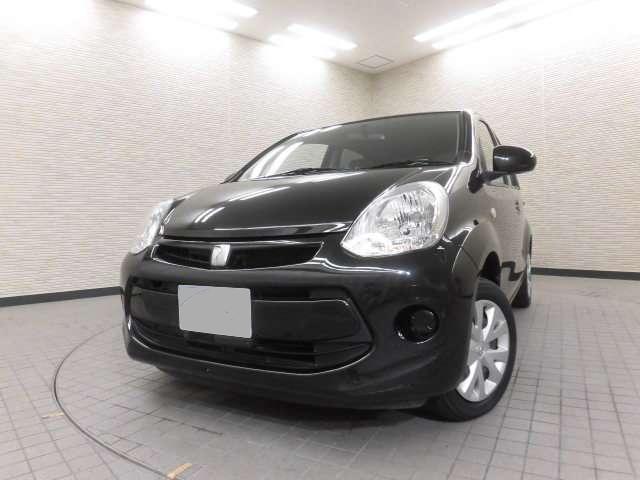 Used Toyota Passo 2015 model Black body color photo: Front view