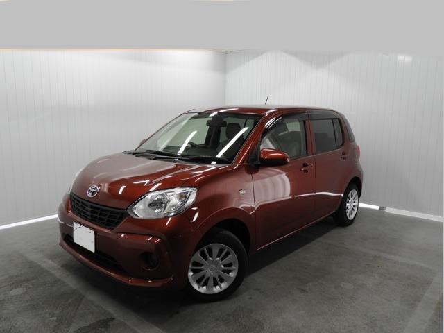 Used Toyota Passo 2016 model Bordeaux (Burgundy) body color photo: Front view