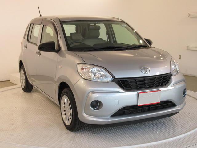  Used Toyota Passo 2016 model Silver body color photo: Front view
