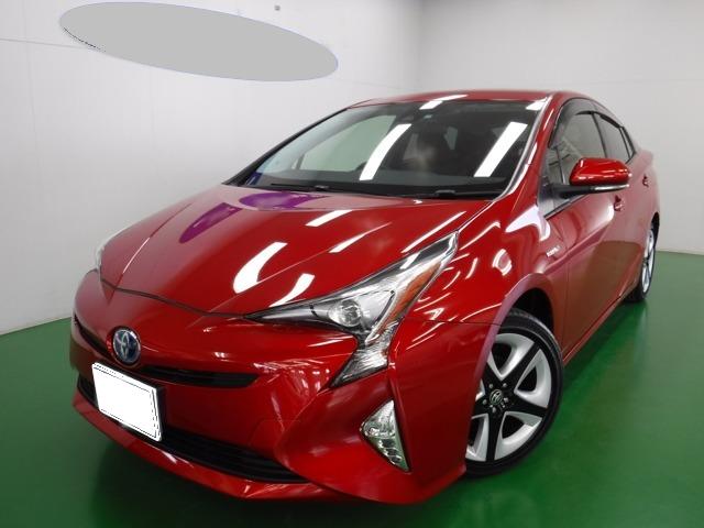 Used Toyota Prius 2016 Model Red color picture: Front view