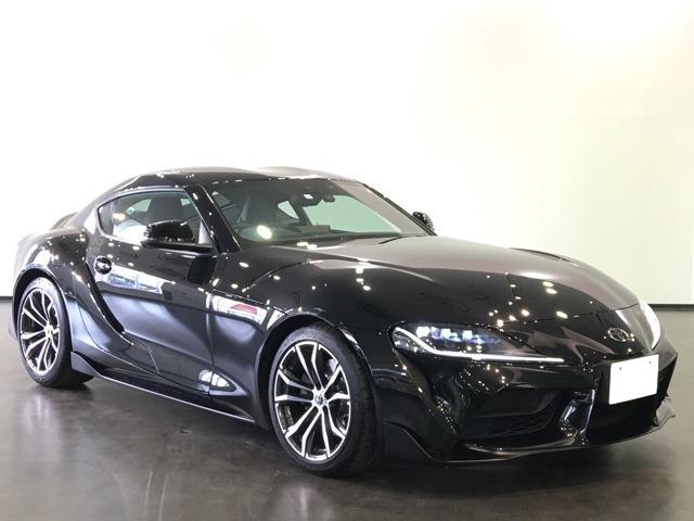 Used Toyota Supra SZR 2019 Model Black color photo:  Front view image