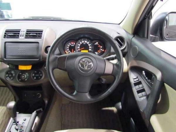 Toyota Vanguard used car 2009 model Black color photo: Interior view