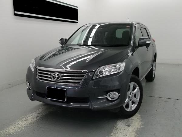 Toyota Vanguard used car 2011 model Gray color photo: Front view