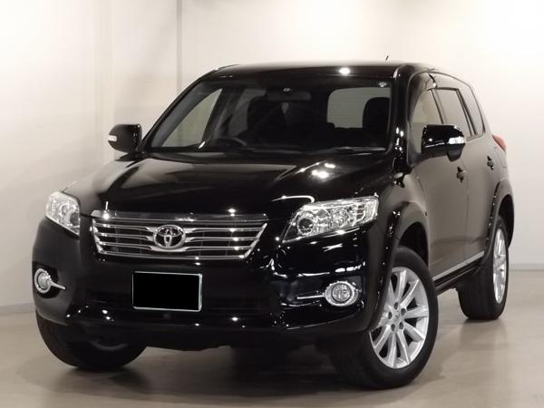 Toyota Vanguard used car 2013 model Black color photo: Front view