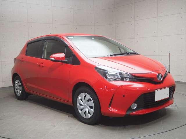Used Toyota Vitz 2015 model Red color photo: Front view